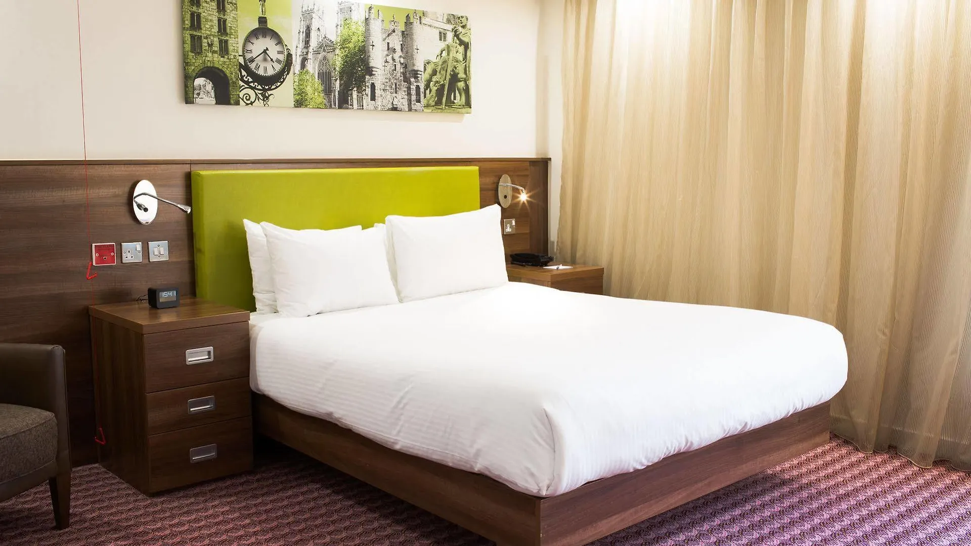 מלון Hampton By Hilton יורק